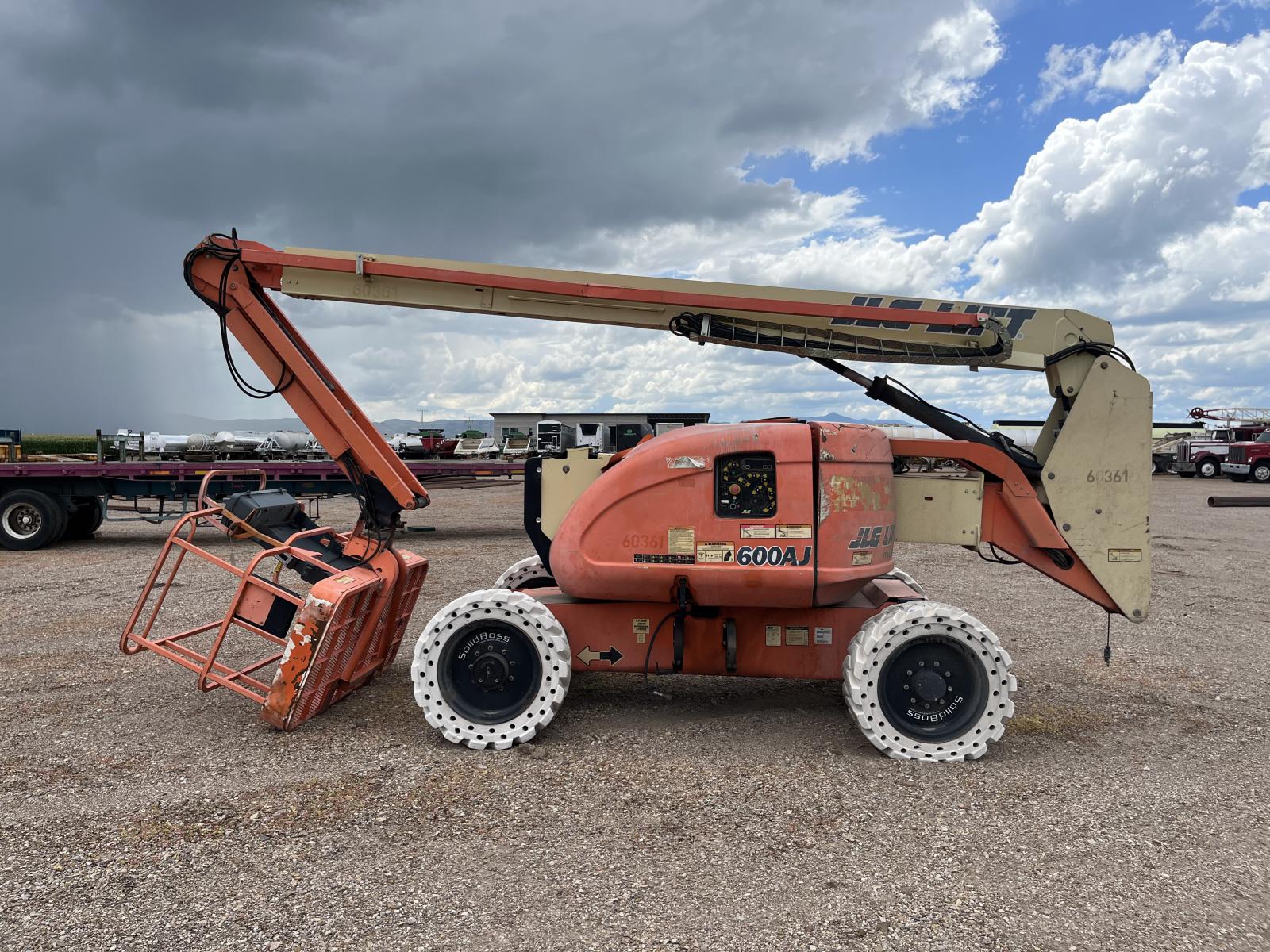 ./imagenes/INVOICE/2019/18178/JLG 600AJ (6).JPG